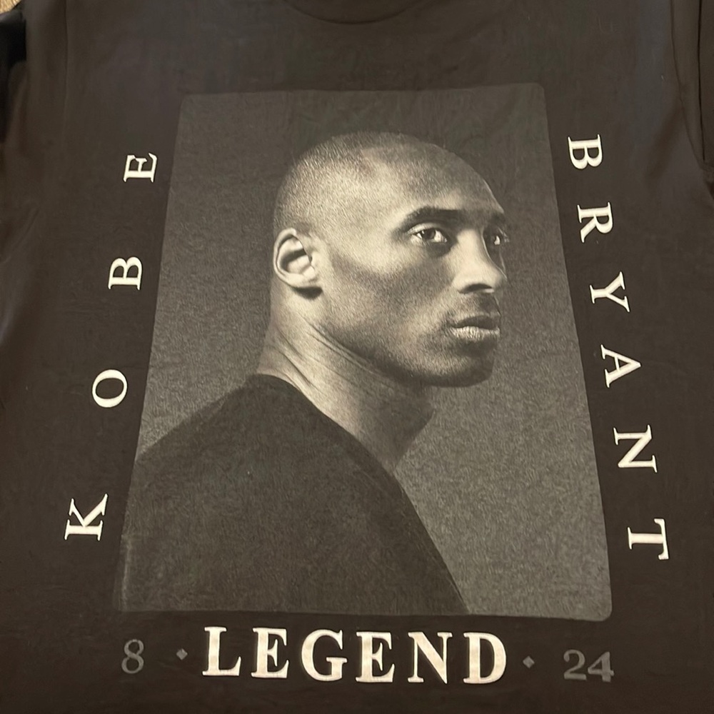 Kobe Tee Size Large